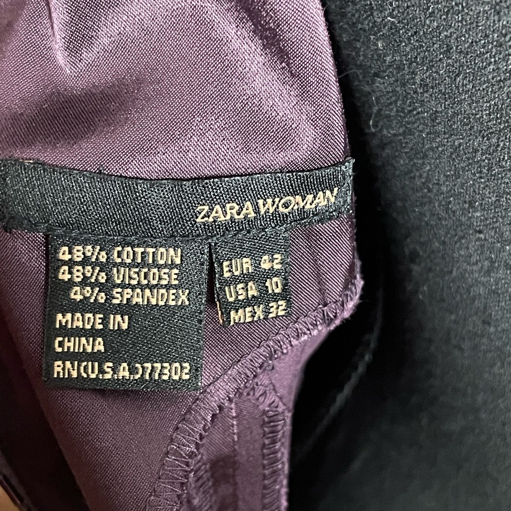 Elegant long gown by Zara Women in a deep plum shade size 10 - Picture 9 of 12